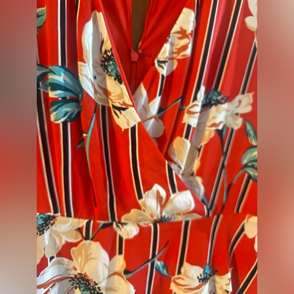Express Red Floral Skater Dress Size Large - Picture 5 of 8